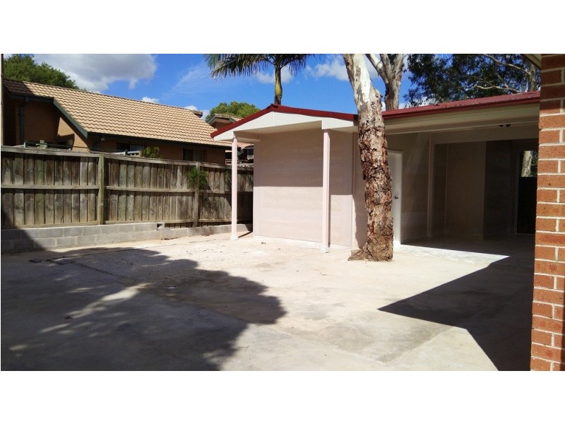 2/83A Eton Street, Smithfield NSW 2164