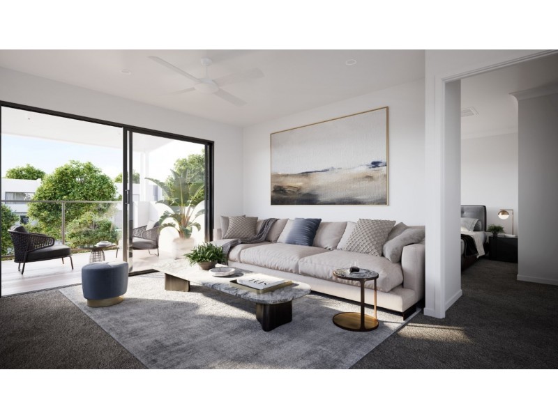 1-15 Drive Road, Arundel QLD 4214