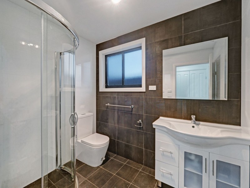 70 Fitzpatrick Crescent, Casula NSW 2170