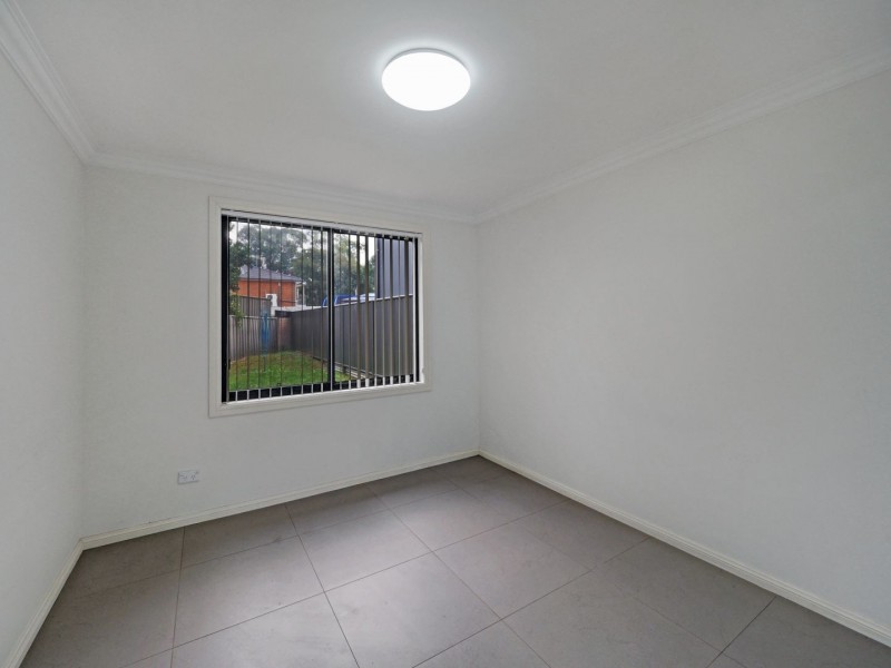 70 Fitzpatrick Crescent, Casula NSW 2170