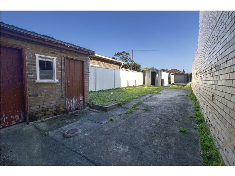 124 Cahors Rd, Padstow NSW 2211