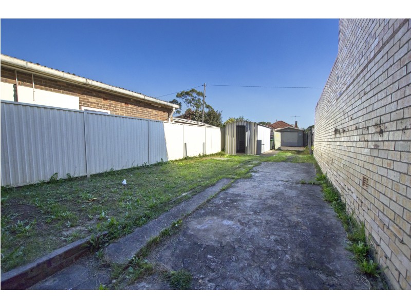 124 Cahors Rd, Padstow NSW 2211