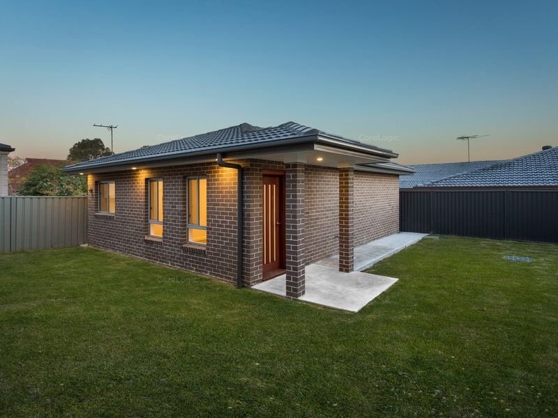 52 Napoleon Road, Greenacre NSW 2190