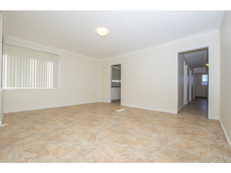 2A Beaconsfield St, Revesby NSW 2212