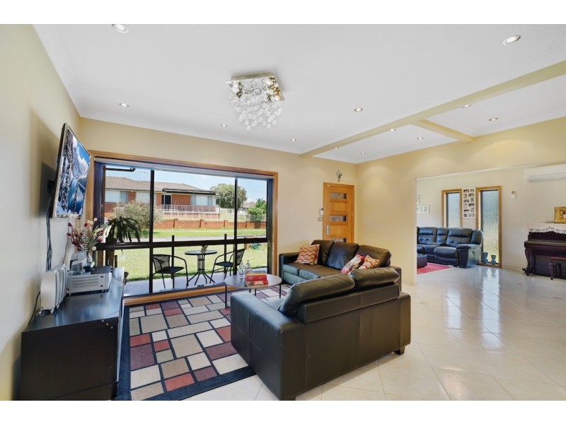 34 Darling Avenue, Lurnea NSW 2170