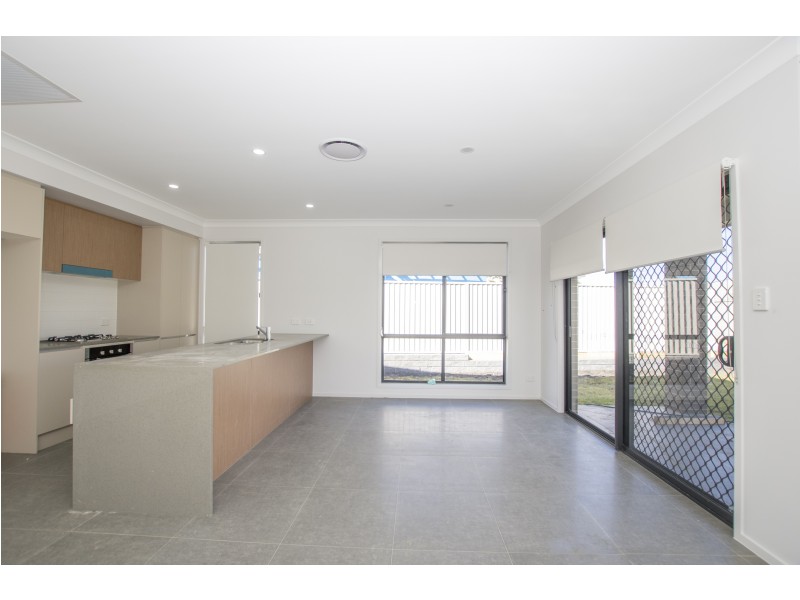 45 Barrett St, Gregory Hills NSW 2557