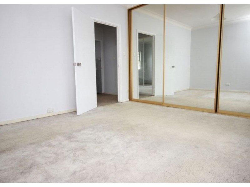 11  McKevitte Ave, East Hills NSW 2213