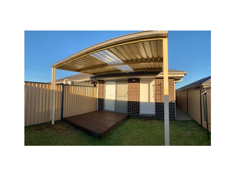 38a Manchuria Rd, Edmondson Park NSW 2174