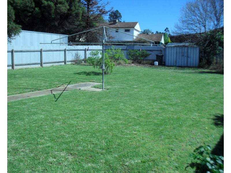 5 Blackwood St, Leeton NSW 2705