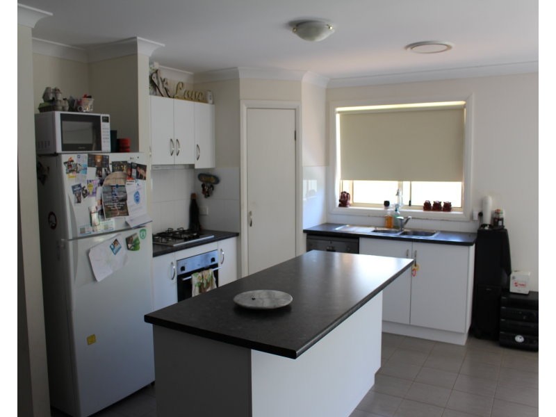 30 Golf Club Drive, Leeton NSW 2705