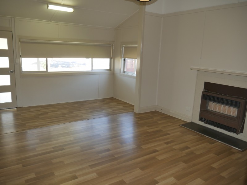 30 Wilga Street, Leeton NSW 2705