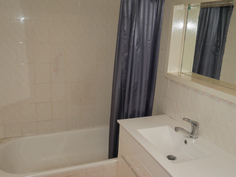 15 Gossamer Street, Leeton NSW 2705
