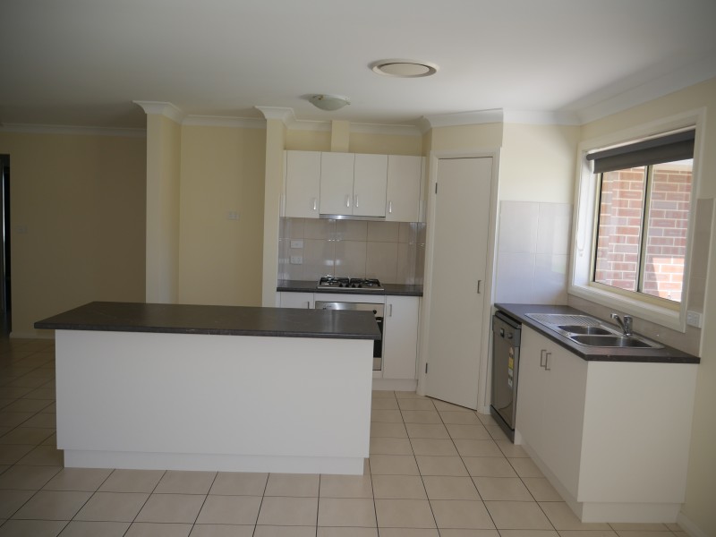 23 Golf Club Drive, Leeton NSW 2705