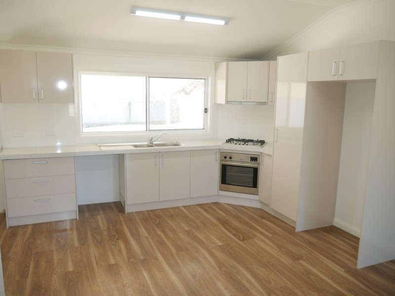 110 Wade Avenue, Leeton NSW 2705