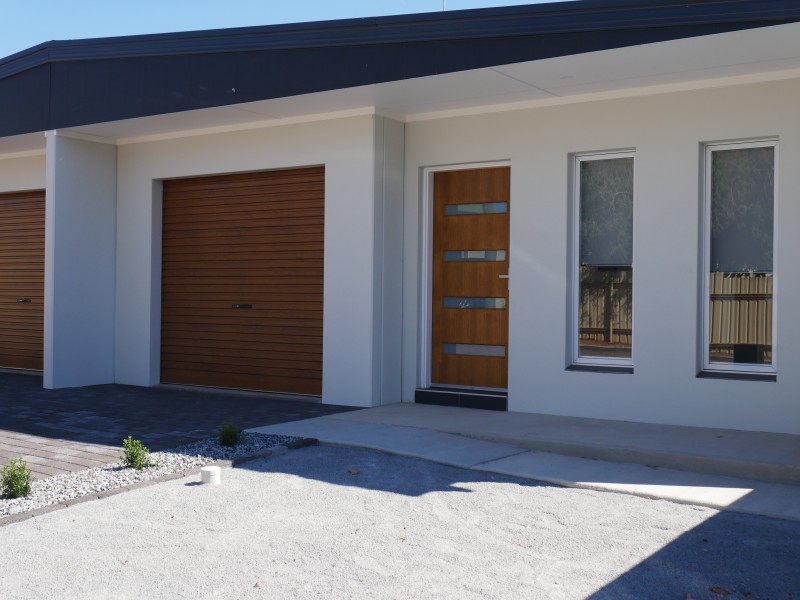 2/5 Watsonia Lane, Leeton NSW 2705