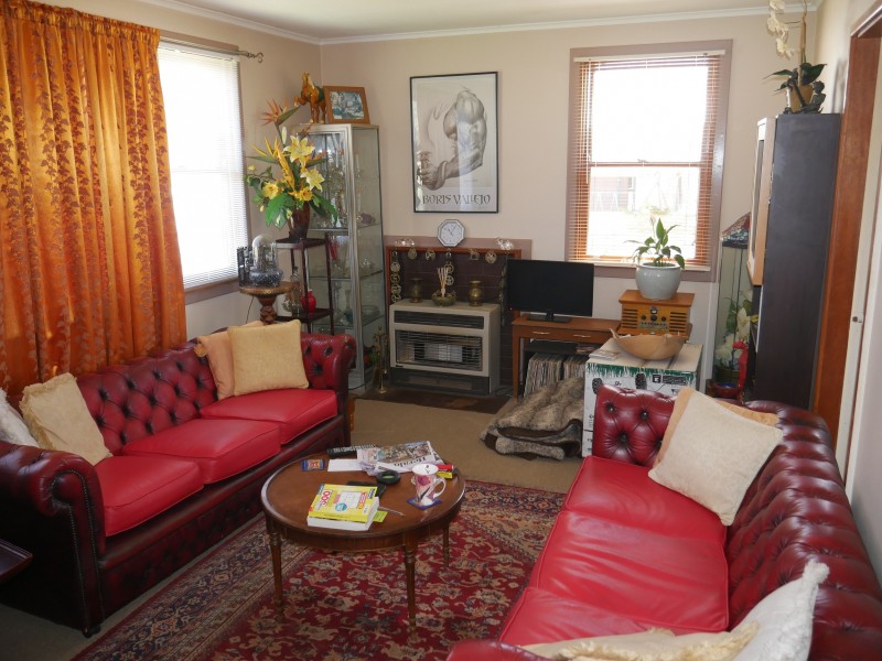 39 Railway Avenue, Leeton NSW 2705