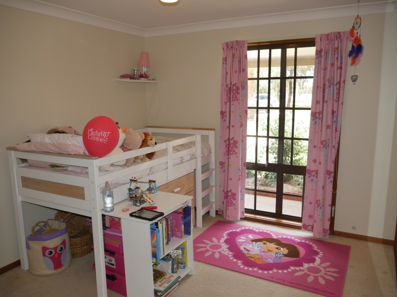 25 Lillypilly Road, Leeton NSW 2705