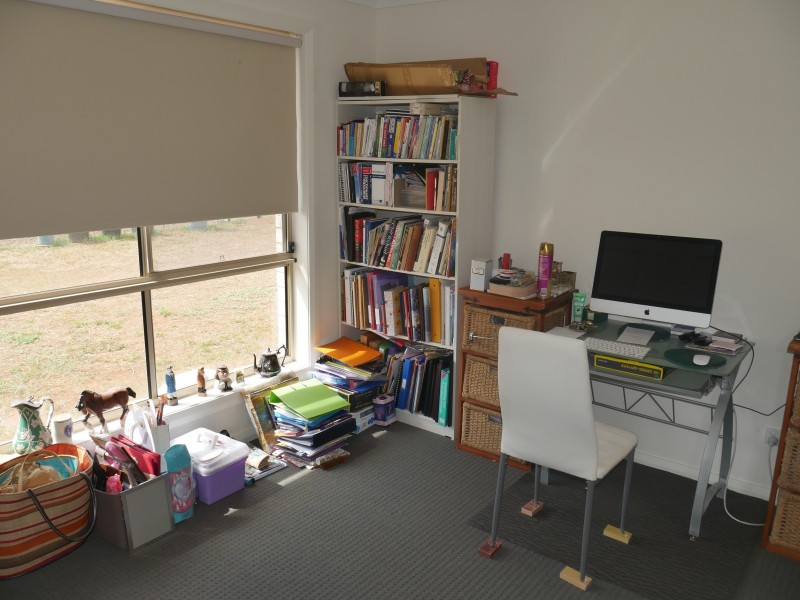 32 Lake Paddock Drive, Leeton NSW 2705