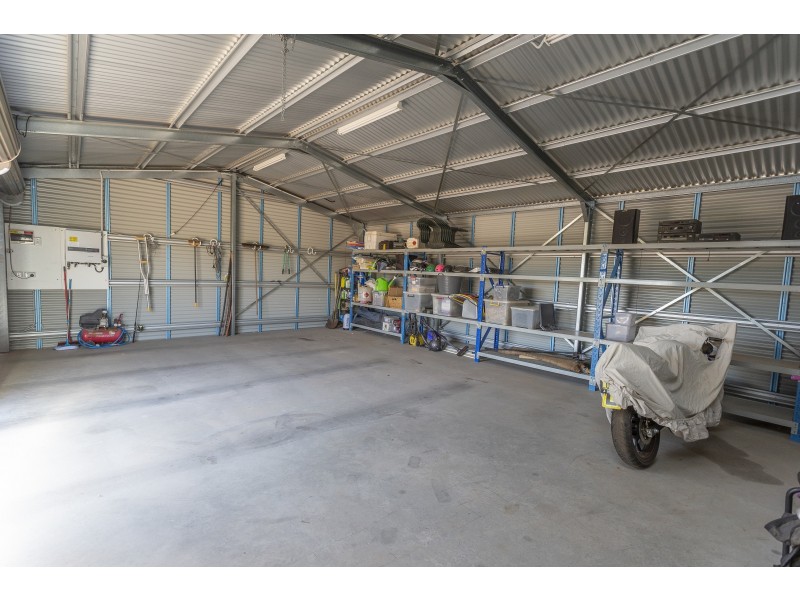 93 Almond Road, Leeton NSW 2705