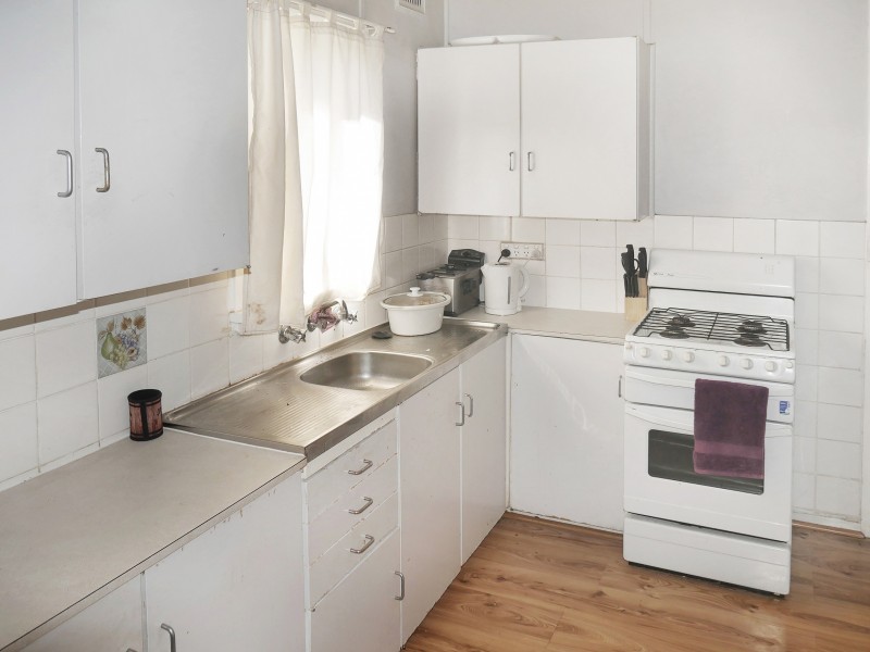 24 Lightwood Street, Leeton NSW 2705