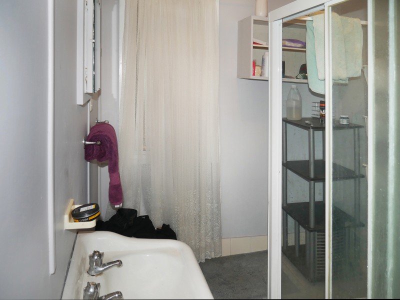 24 Lightwood Street, Leeton NSW 2705