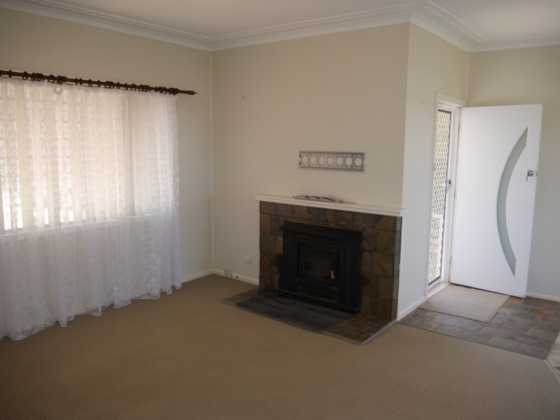 7 Carabeen Avenue, Leeton NSW 2705