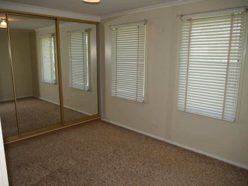 15 Gossamer Street, Leeton NSW 2705