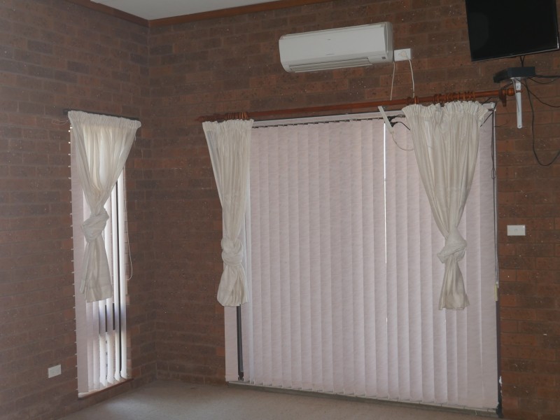 249 Toorak Road, Leeton NSW 2705