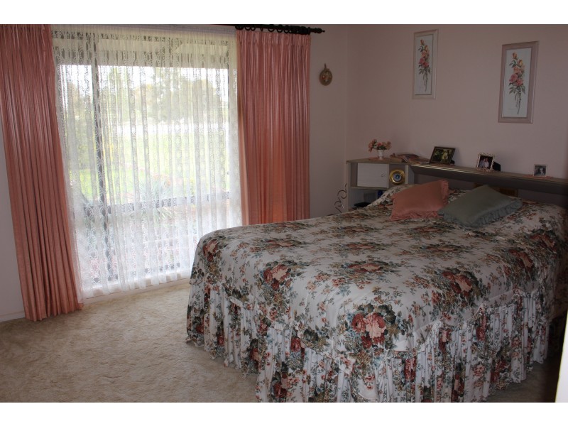 16 Hebden Street, Yanco NSW 2703