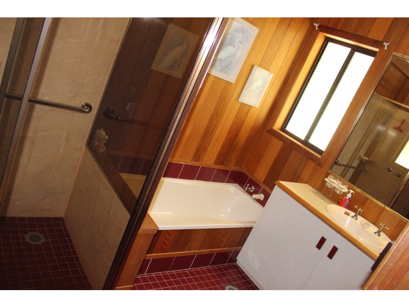 16 Hebden Street, Yanco NSW 2703