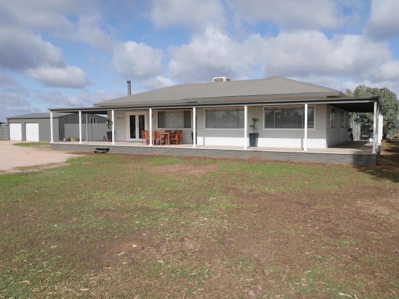 323 Koonadan Road, Leeton NSW 2705