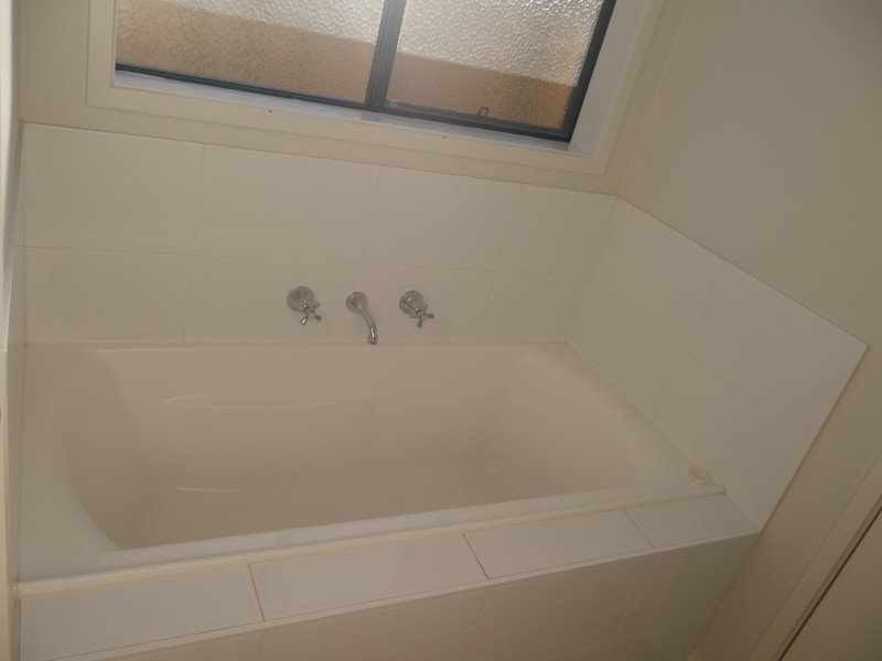 8/7-9 Boronia Road, Leeton NSW 2705