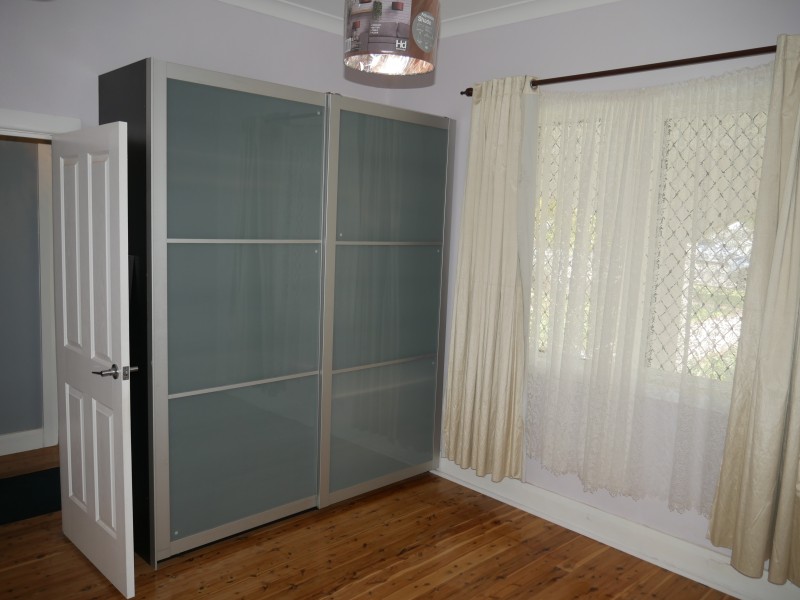106 Wade Ave, Leeton NSW 2705