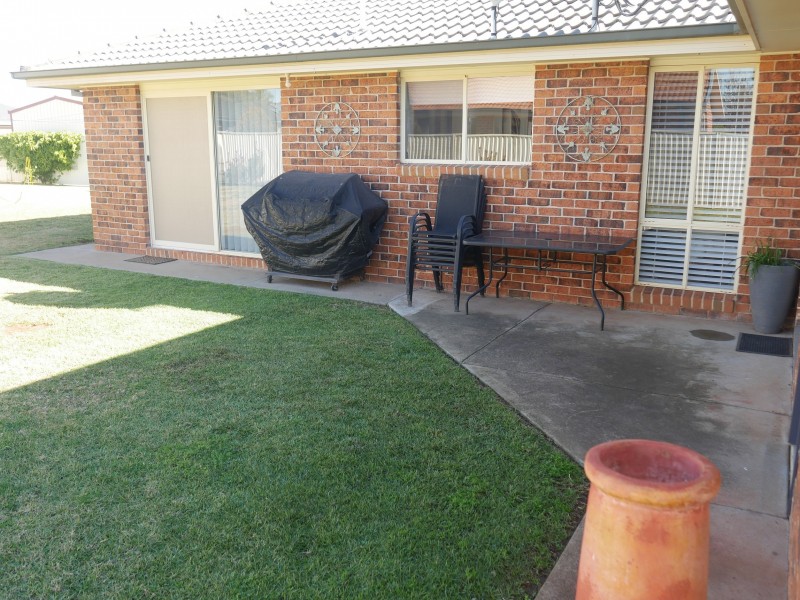 32 Teramo Street, Leeton NSW 2705