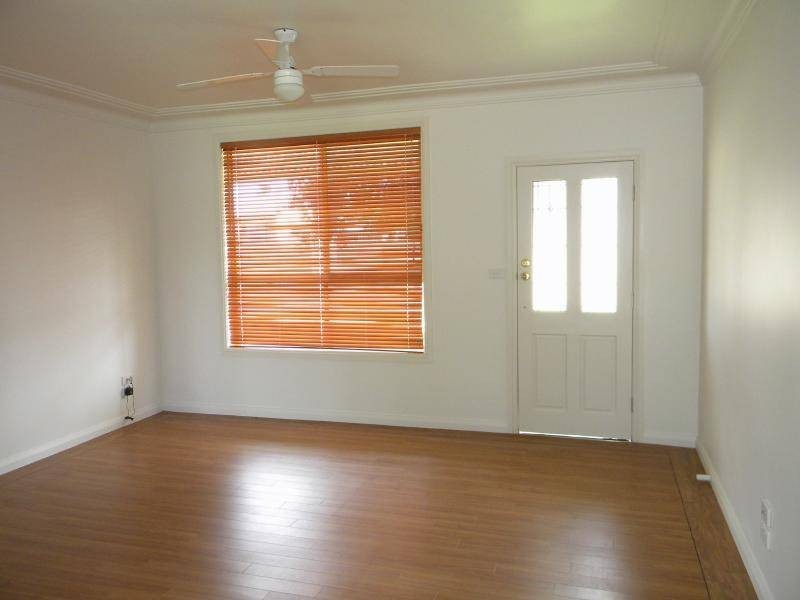 1 Teak Street, Leeton NSW 2705