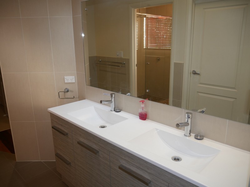 43 Grevillia Street, Leeton NSW 2705