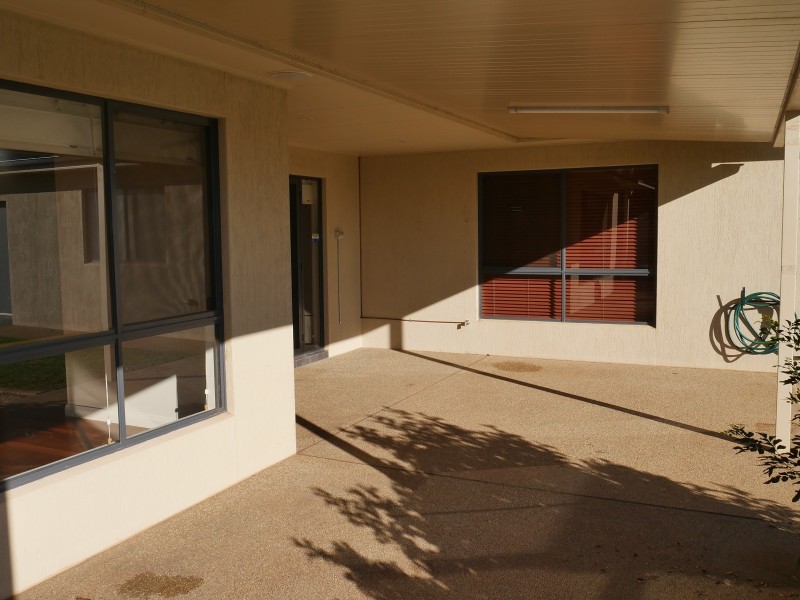 43 Grevillia Street, Leeton NSW 2705