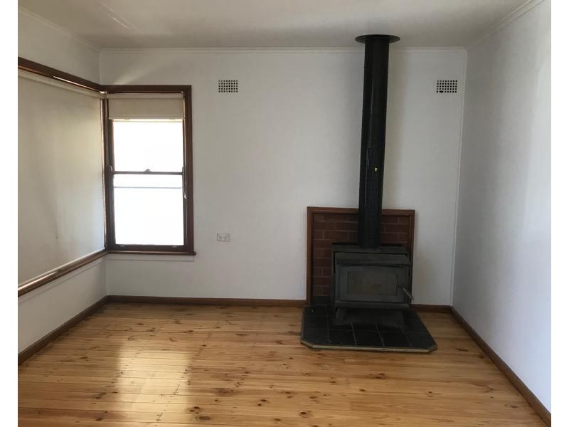 43 Railway Avenue, Leeton NSW 2705