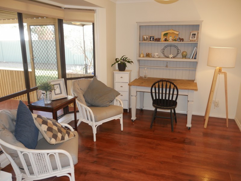 55-57 Daalbata Road, Leeton NSW 2705