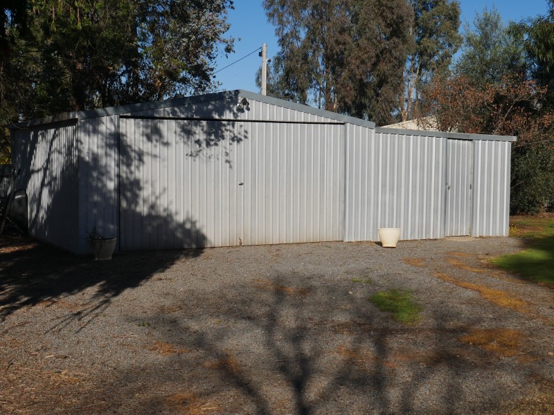 55-57 Daalbata Road, Leeton NSW 2705