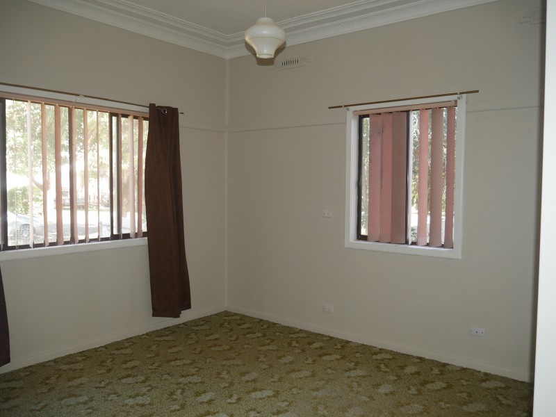 7 Box Street, Leeton NSW 2705