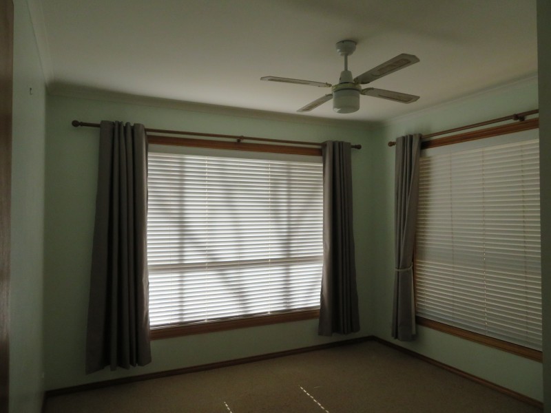 91 Deveril Road, Leeton NSW 2705