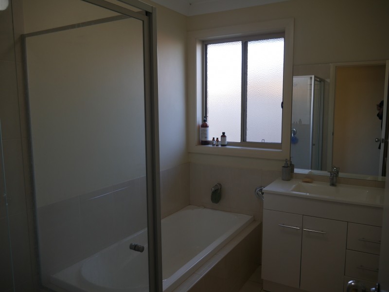 11 Golf Club Drive, Leeton NSW 2705