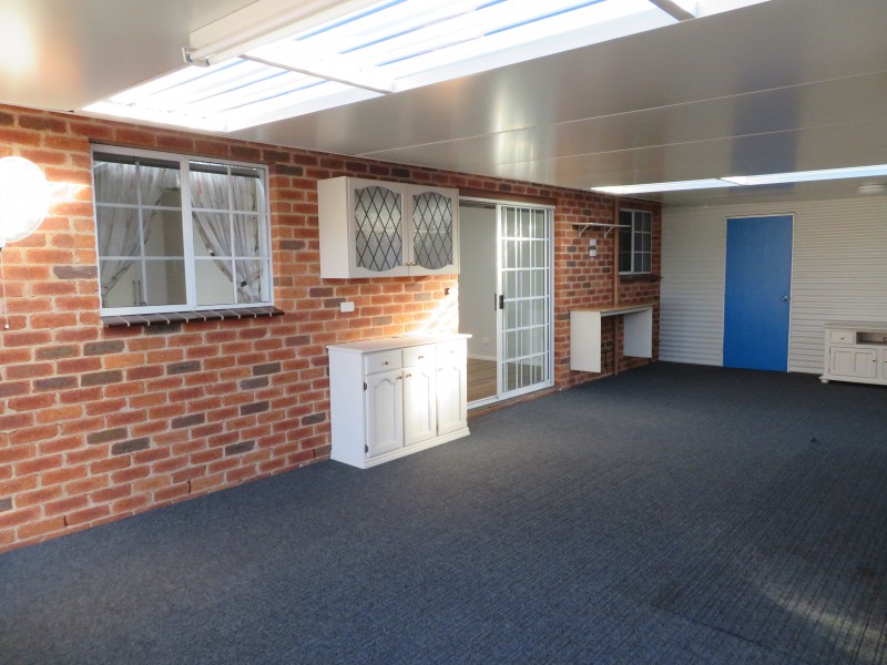 105 Acacia Avenue, Leeton NSW 2705