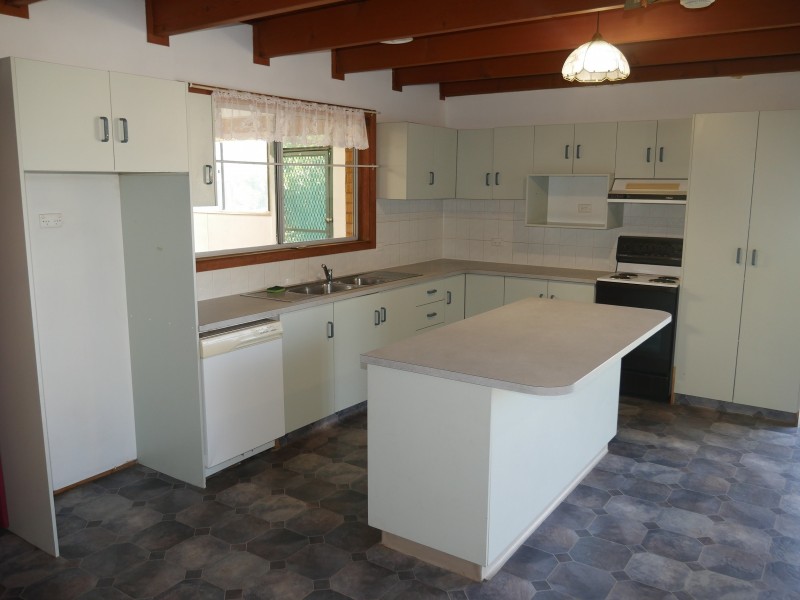 14 Canal Street, Leeton NSW 2705