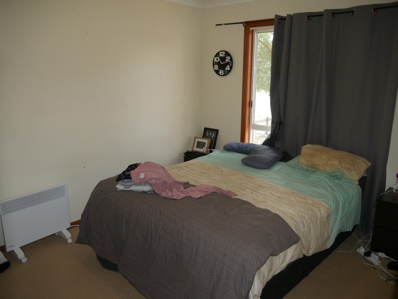 38 Benerembah St, Whitton NSW 2705