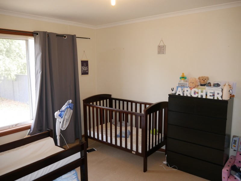 38 Benerembah St, Whitton NSW 2705