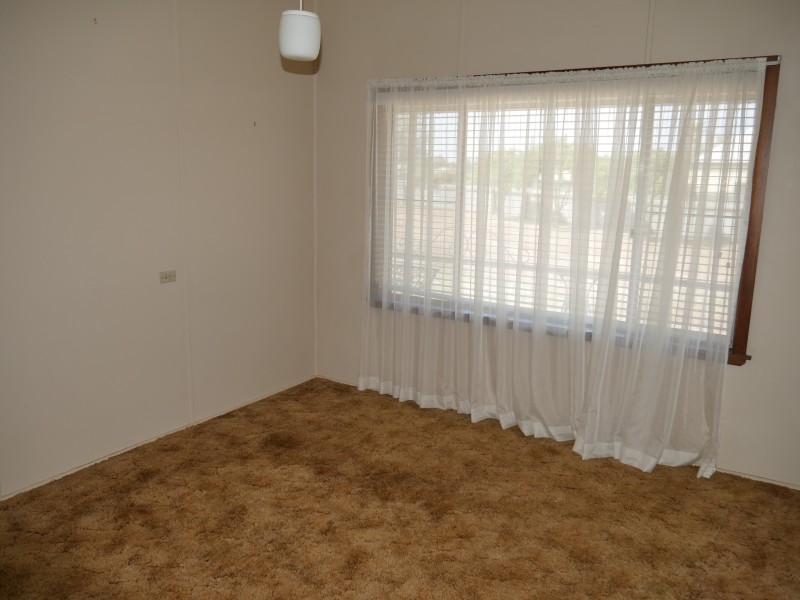 33-35 Ferrier Street, Narrandera NSW 2700