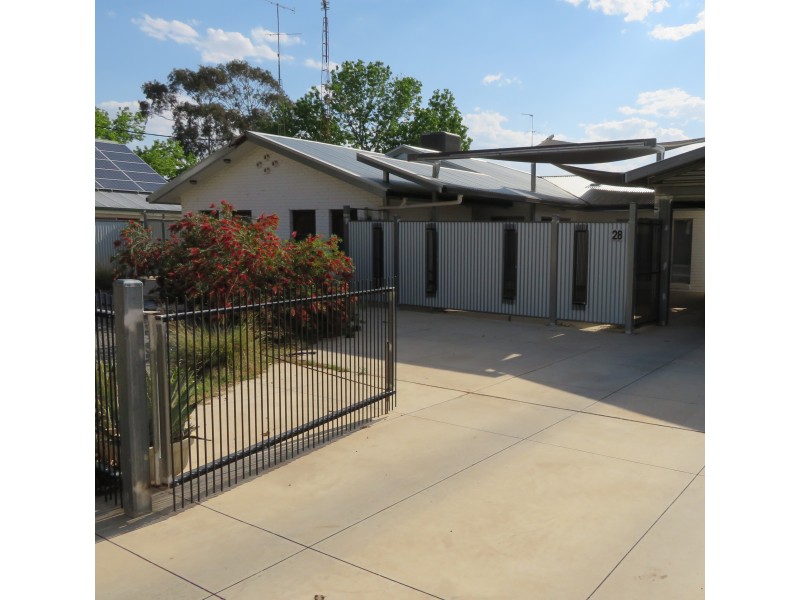28 Midgeon Street, Narrandera NSW 2700