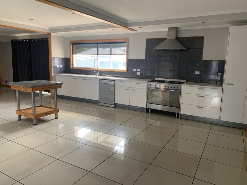 28 Midgeon Street, Narrandera NSW 2700